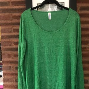 Bright Green lynnae. Super soft tee material.